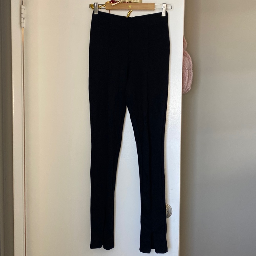 pleaded leggings